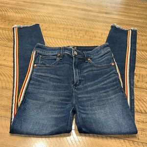 Abercrombie & Fitch Simone high-rise ankle jeans size 2 or 26 waist